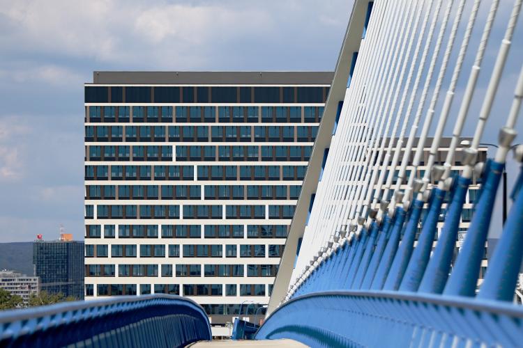 Panorama Business III z Apollo mosta